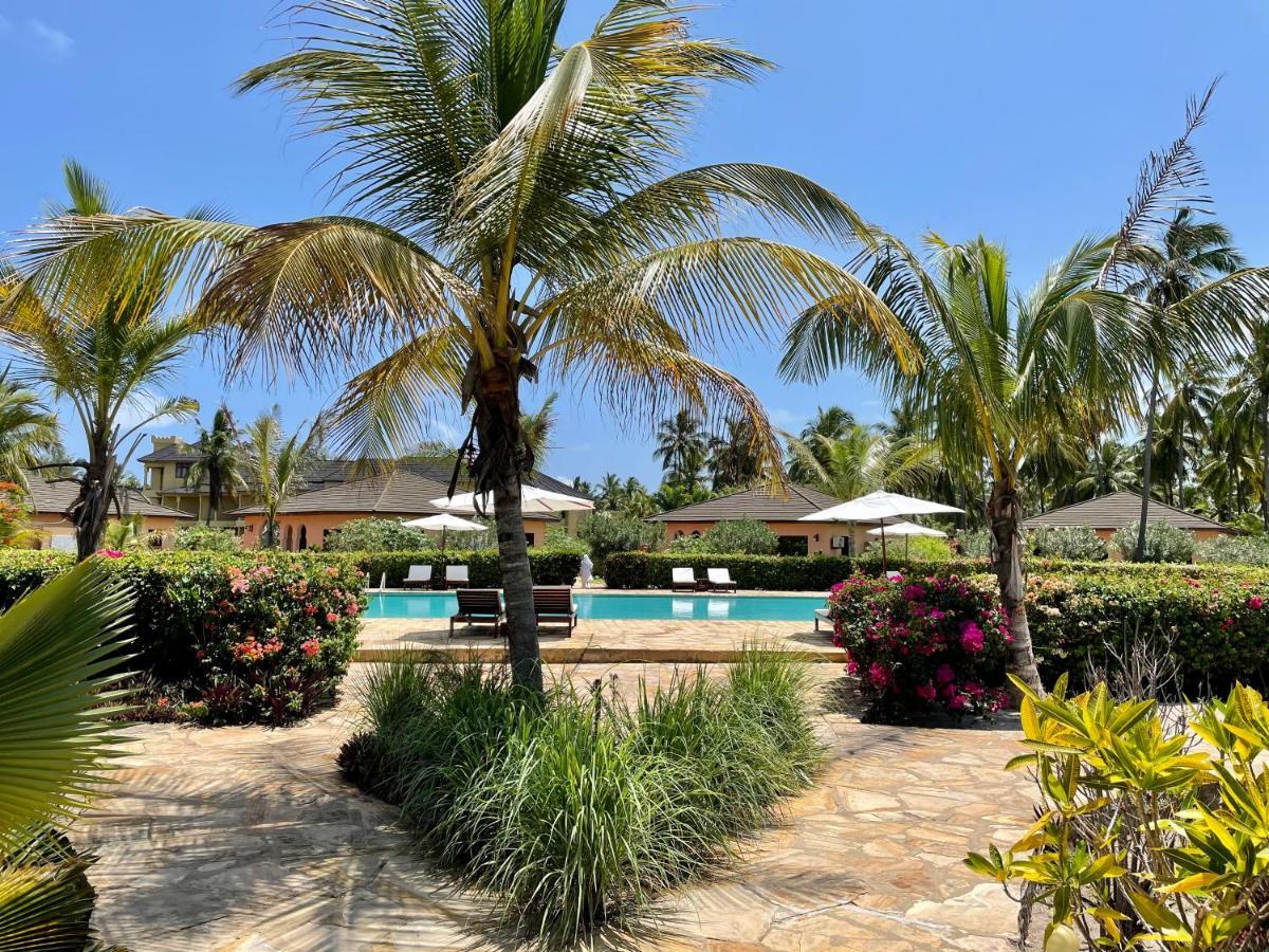 The Sands Beach Resort Bwejuu Luaran gambar