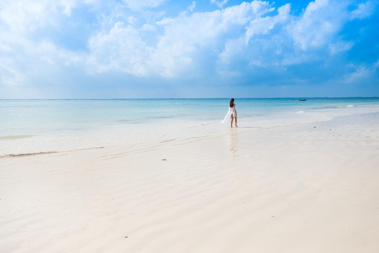 The Sands Beach Resort Bwejuu Luaran gambar