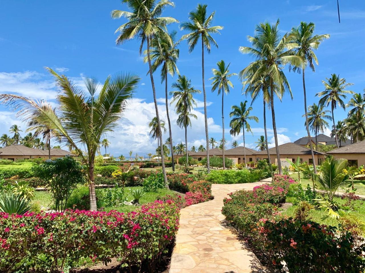 The Sands Beach Resort Bwejuu Luaran gambar