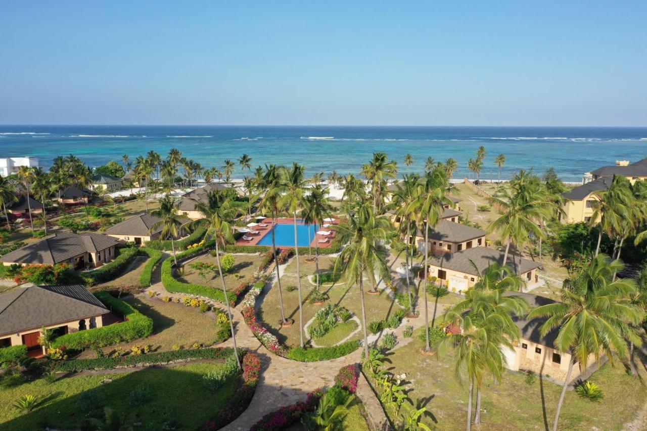 The Sands Beach Resort Bwejuu Luaran gambar
