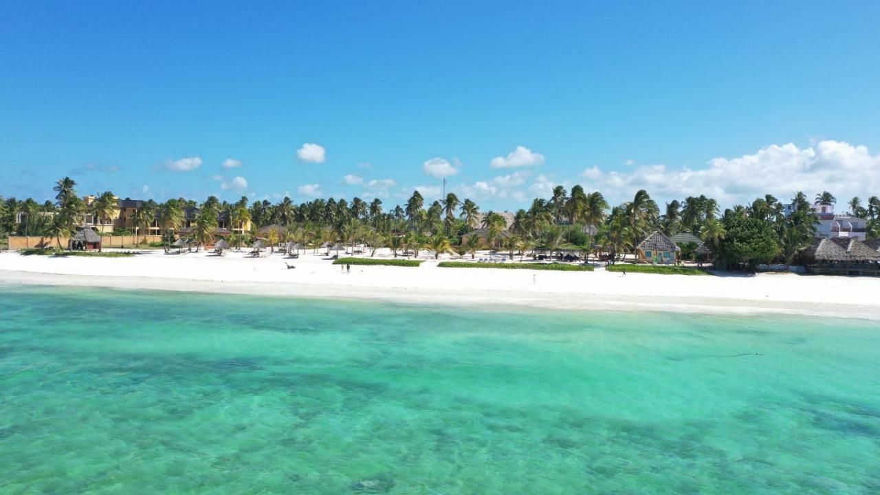 The Sands Beach Resort Bwejuu Luaran gambar