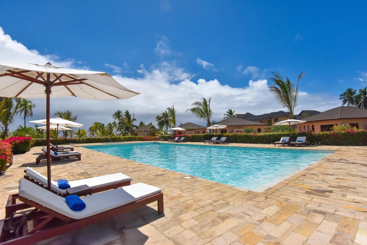The Sands Beach Resort Bwejuu Luaran gambar