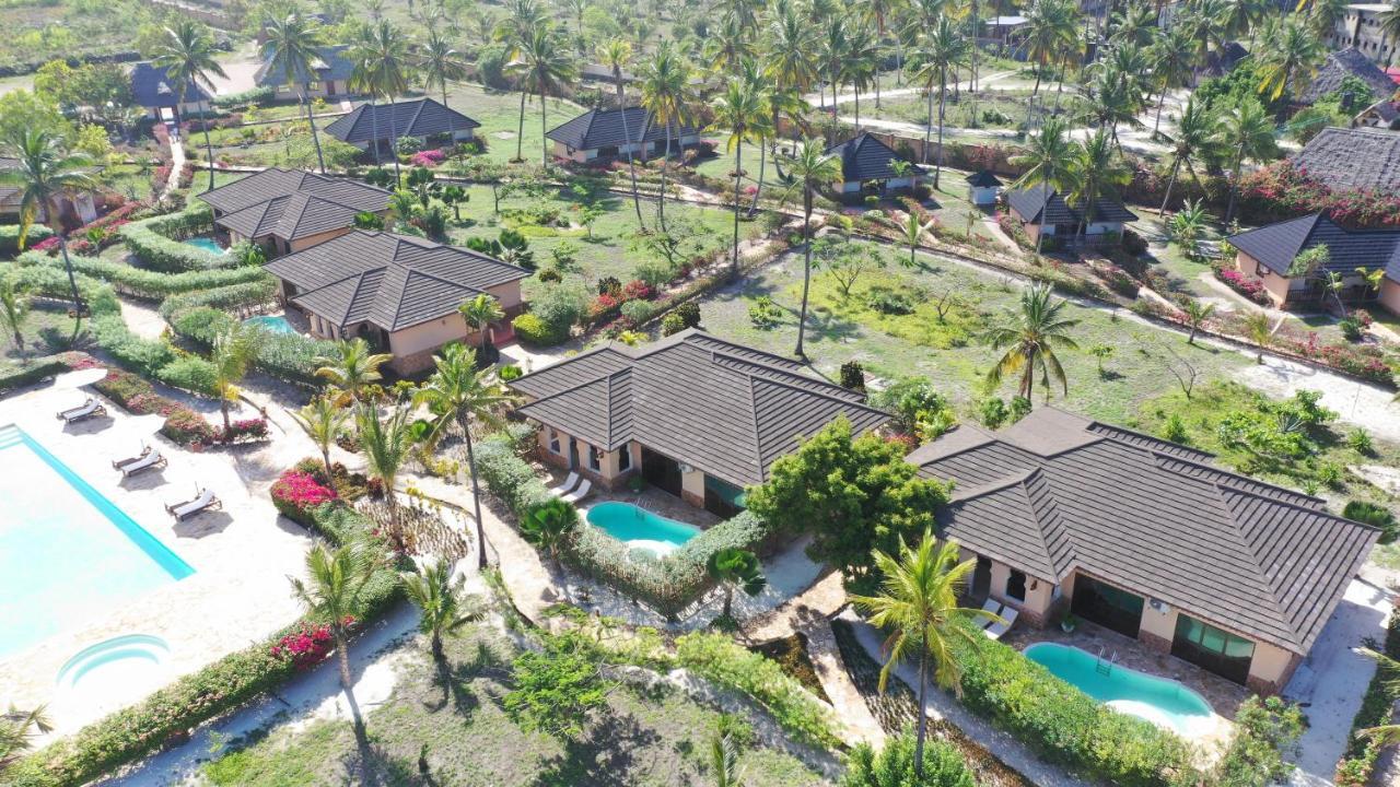 The Sands Beach Resort Bwejuu Luaran gambar
