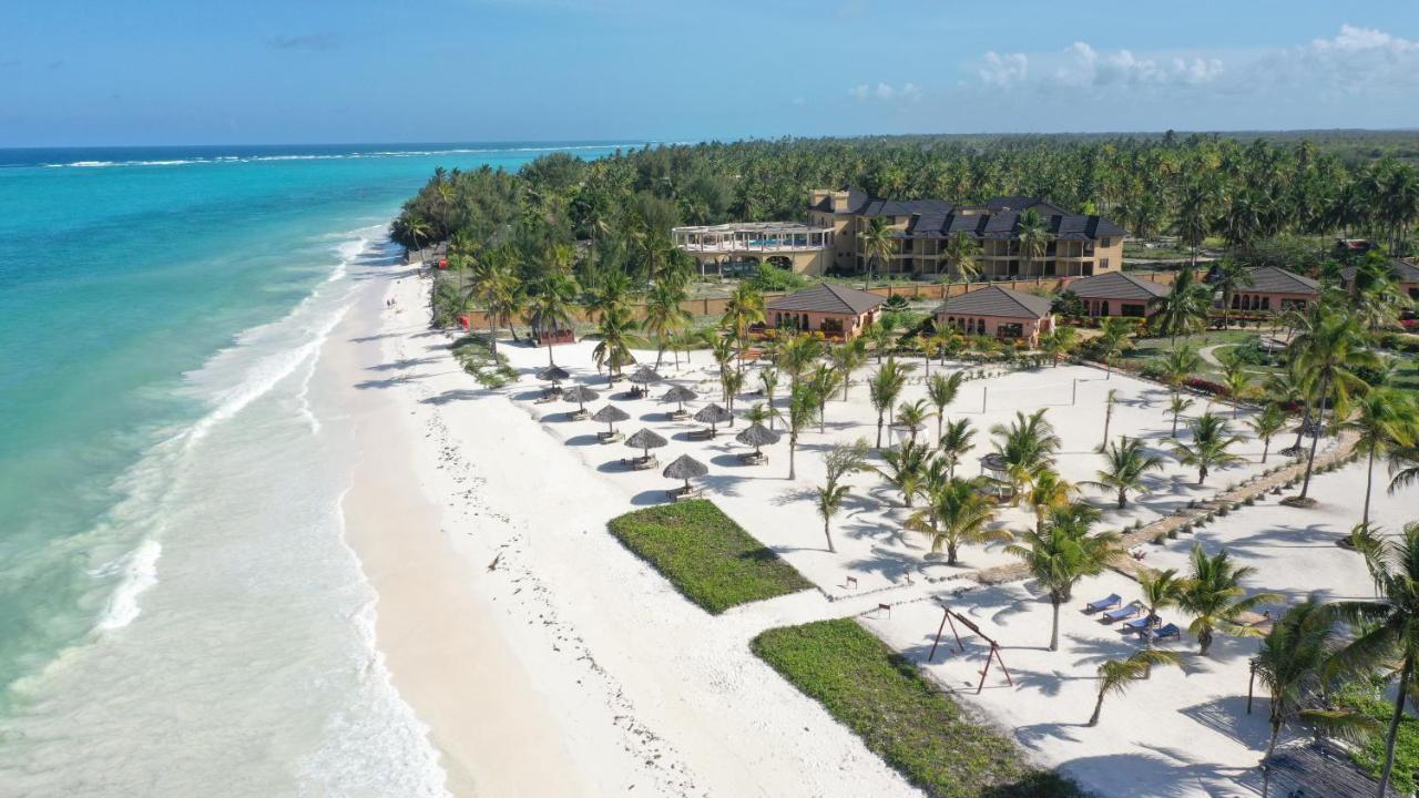 The Sands Beach Resort Bwejuu Luaran gambar