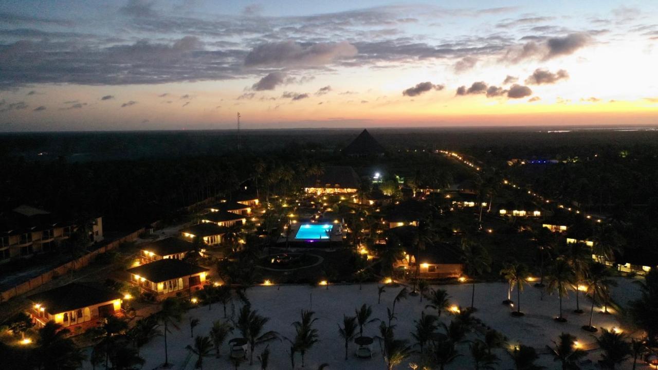 The Sands Beach Resort Bwejuu Luaran gambar